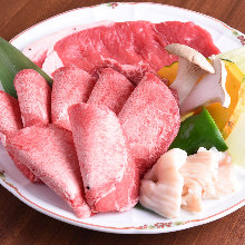 Yakiniku (grilled meat)
