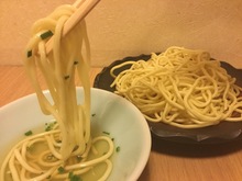 Ramen noodles with dipping sauce