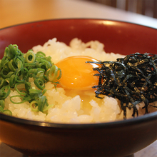 Tamagokake gohan (rice with raw egg)