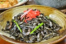 Pasta with squid ink sauce