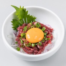 Horse meat tartare