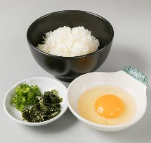 Tamagokake gohan (rice with raw egg)