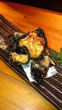 Seaweed-wrapped fried food