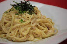 Pasta with mentaiko (marinated cod roe) cream sauce