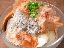 Boiled whitebait and tofu salad