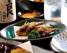 Fried Mehikari (round greeneyes)