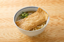 Wheat noodles with sweet fried tofu