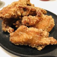 Fried chicken wings