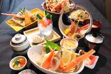 9,900 JPY Course (11 Items) 9,900 JPY Course (11 Items)