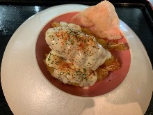 Fried chicken with vinegar and tartar sauce