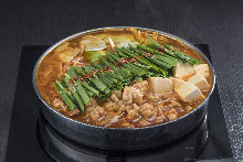 Offal hotpot (spicy miso flavor)