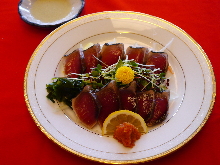 Seared skipjack tuna