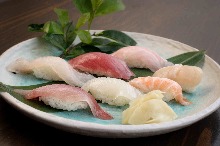 Assorted nigiri sushi, 7 kinds
