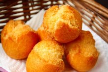 Sata andagi (Okinawan doughnuts)