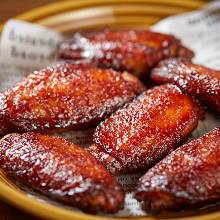 Spicy fried chicken wings