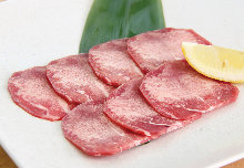 Tan shio (salted tongue)