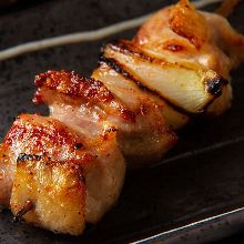 Yotsumi (boneless chicken leg)