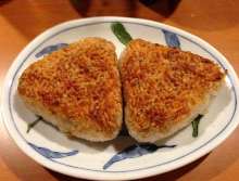 Grilled rice ball