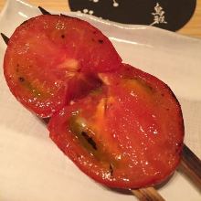 Grilled tomato