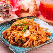 Pork stir-fry with pork and kimchi