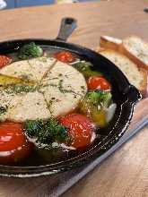 Camembert cheese ajillo