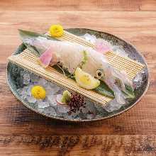 Live squid sashimi