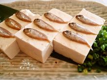 Sukugarasu (salted young rabbitfish) tofu