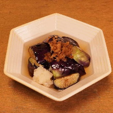 Deep-fried eggplant in broth