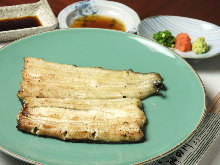 Grilled eel without seasoning