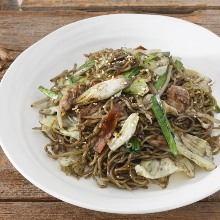 Yakisoba noodles