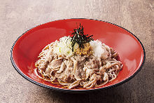 Buckwheat noodles with grated daikon radish