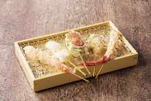 Assorted seafood tempura