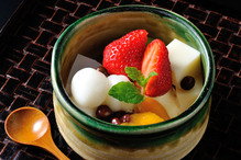 Cream anmitsu (agar gelatin with fruits, sweet red bean paste, and whipped cream)