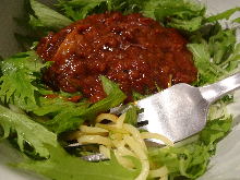 Pasta with Asian-style meat sauce