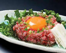 Finely chopped tuna sashimi