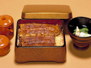 Eel served over rice in a lacquered box