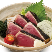 Seared skipjack tuna