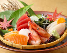 Assorted sashimi