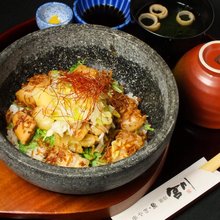 Simmered cubed meat rice bowl