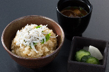 Takikomi gohan(mixed rice)