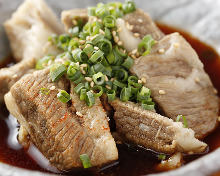 Simmered beef tendon