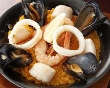 Seafood paella