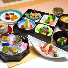 Wagohan (Japanese-style) set meal 