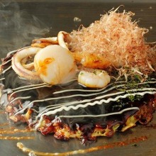 Seafood okonomiyaki