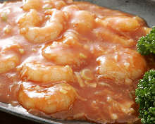 Stir-fried shrimp in chili sauce