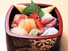 Chirashi sushi