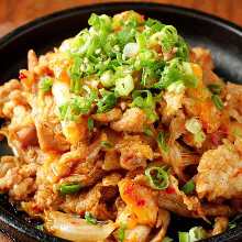 Stir-fried pork with kimchi