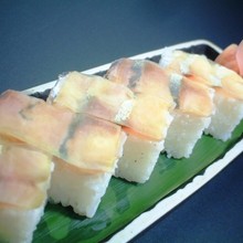Pressed sushi
