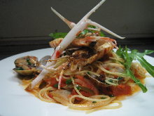 Pasta with freshwater prawns in tomato sauce