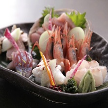 Assorted sashimi